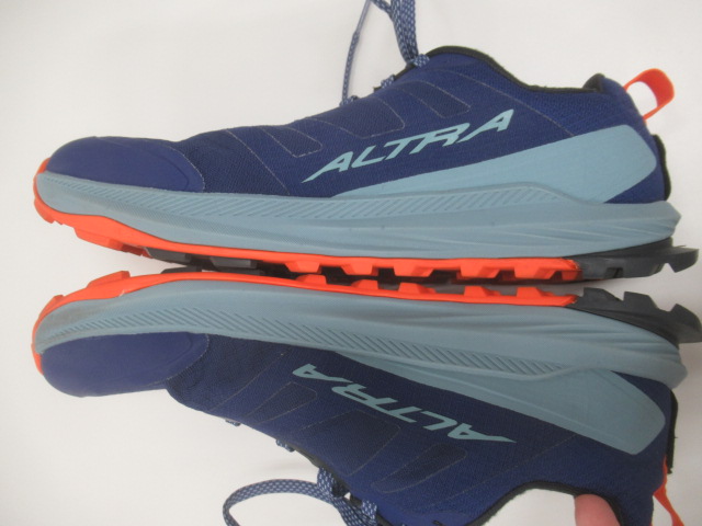 ALTRA（アルトラ）  ローンピーク 9+ ネイビー