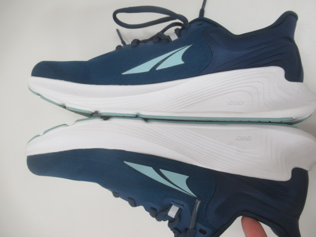 ALTRA（アルトラ）  プロビジョン 8 ネイビー