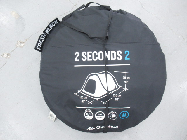 Quechua（ケシュア）  2 SECONDS EASY 2 FRESH&BLACK