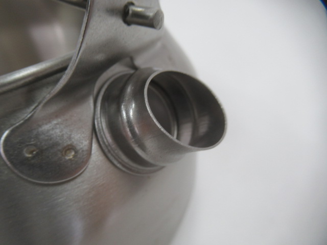 GSI（ジーエスアイ）  グレイシャーステンレス ケトル0.9L