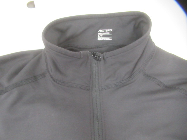 ARC'TERYX（アークテリクス）  ロー LT ジップネック ブラック