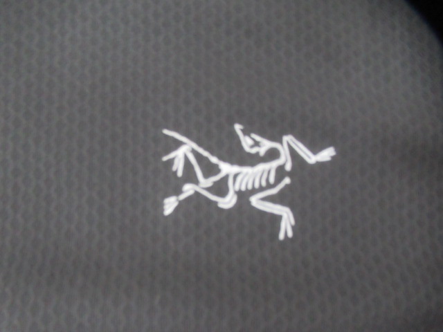 ARC'TERYX(アークテリクス) ヴェロックス クルー シャツ ブラック